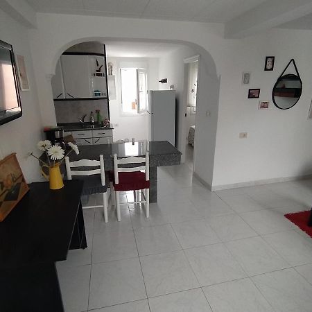 Apartamento en primera línea de playa Laxe Exterior foto